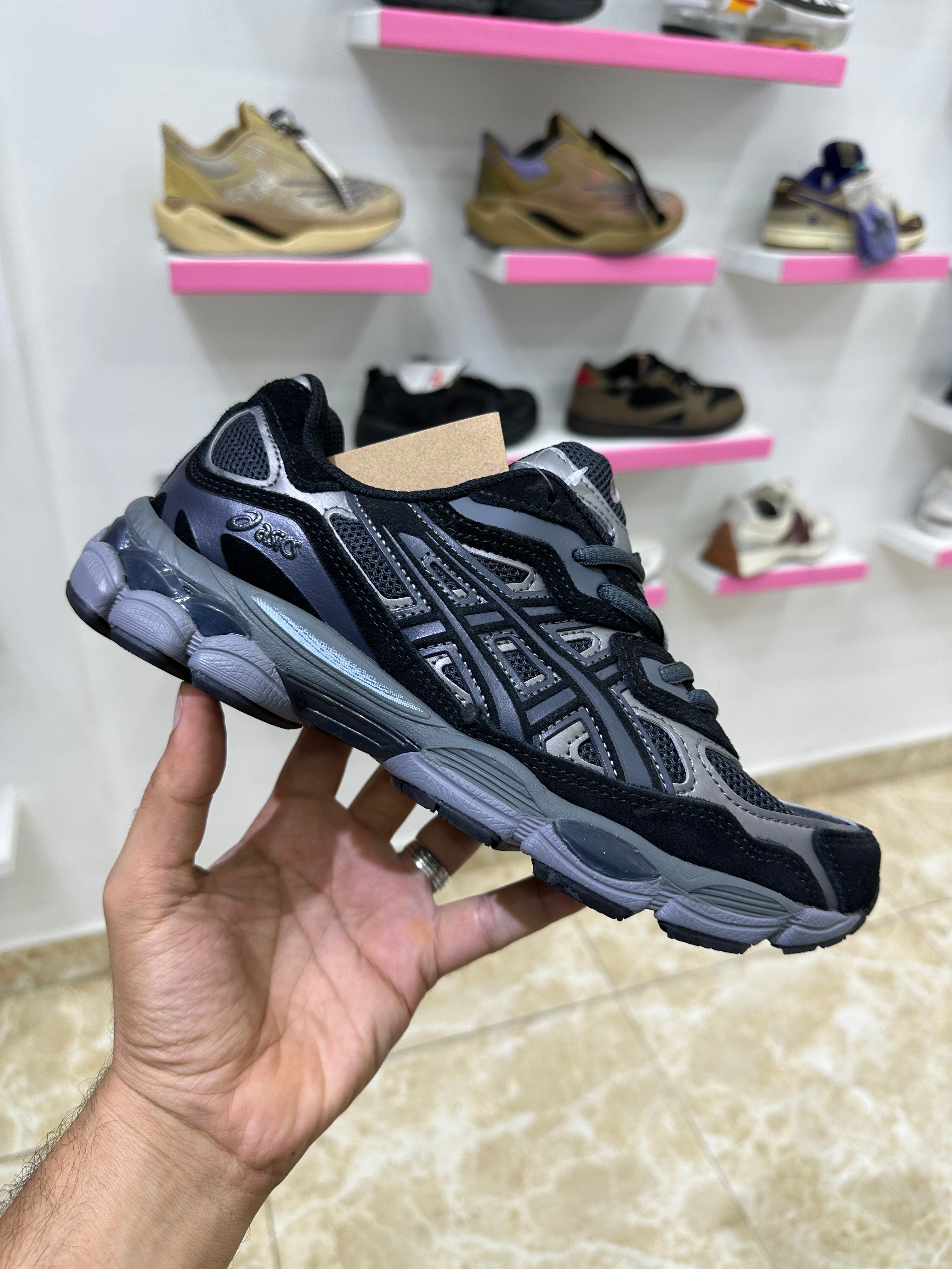 Asics Gel-Kayano "Black"