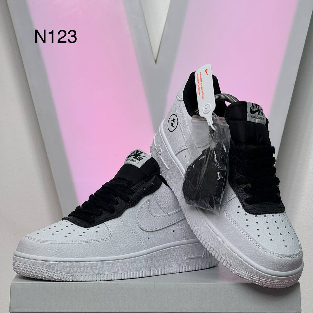 Air Force 1 x Fragment (White Black)