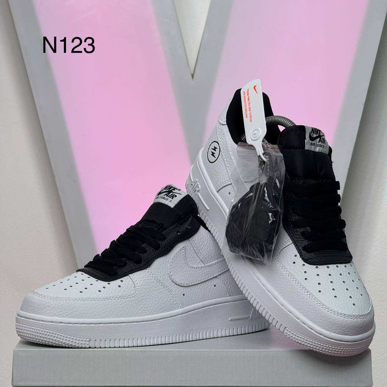 Air Force 1 x Fragment (White Black)