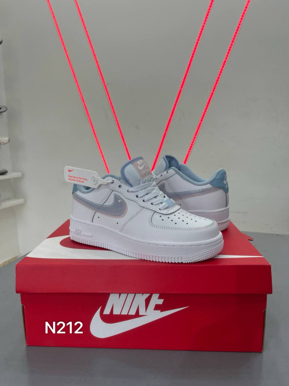 Air Force 1 low “Double Swoosh”