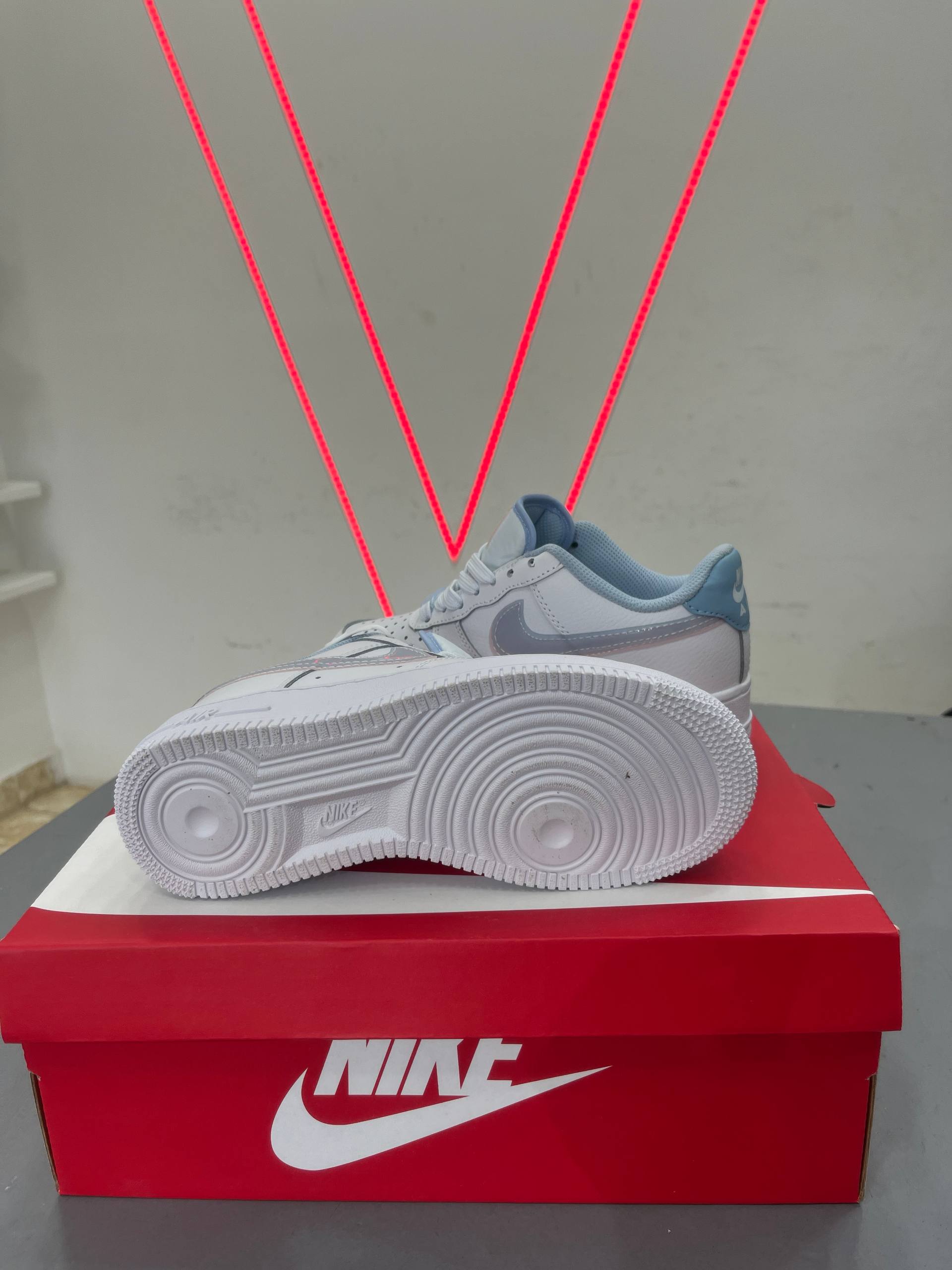 Air Force 1 low “Double Swoosh”