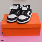 Nike SB “Panda"